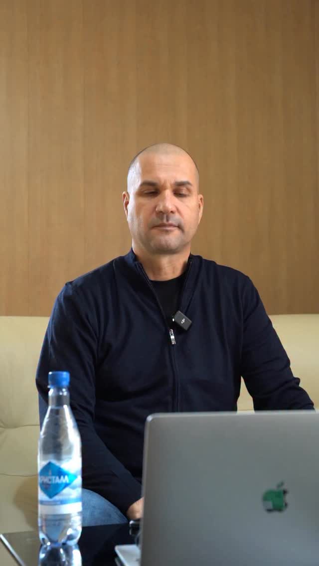 «Юнтас» ЖШС компаниясының «Кристалл» табиғи ауыз су дистрибьюторлық желісінің директоры Юрий Купреев Семей жұртшылығын өңір намысын көтеру жолында қолымыздан келгенше үлес қосып, «Елімай» футбол клубының акционері болуға шақырды.

Елімізді табиғи таза ауыз сумен қамтамасыз етіп отырған компанияның «Елімай» футбол клубының акционері болғанын қуана хабарлаймыз!

Бұл қадам тек қолдау емес, туған өңіріміздің спорттық дамуына қосқан шынайы үлес.

@fc_elimai