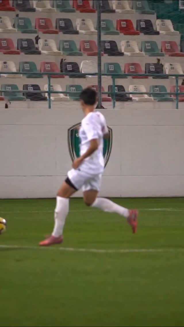 GOOAALL!

Семей футболының тәрбиеленушісі Артем Жилин @emirates_fc қақпасын жойқын гол соқты!

Артем Жилин Елімай жастарының 2007 жылғы ойыншысы

@fc_elimai