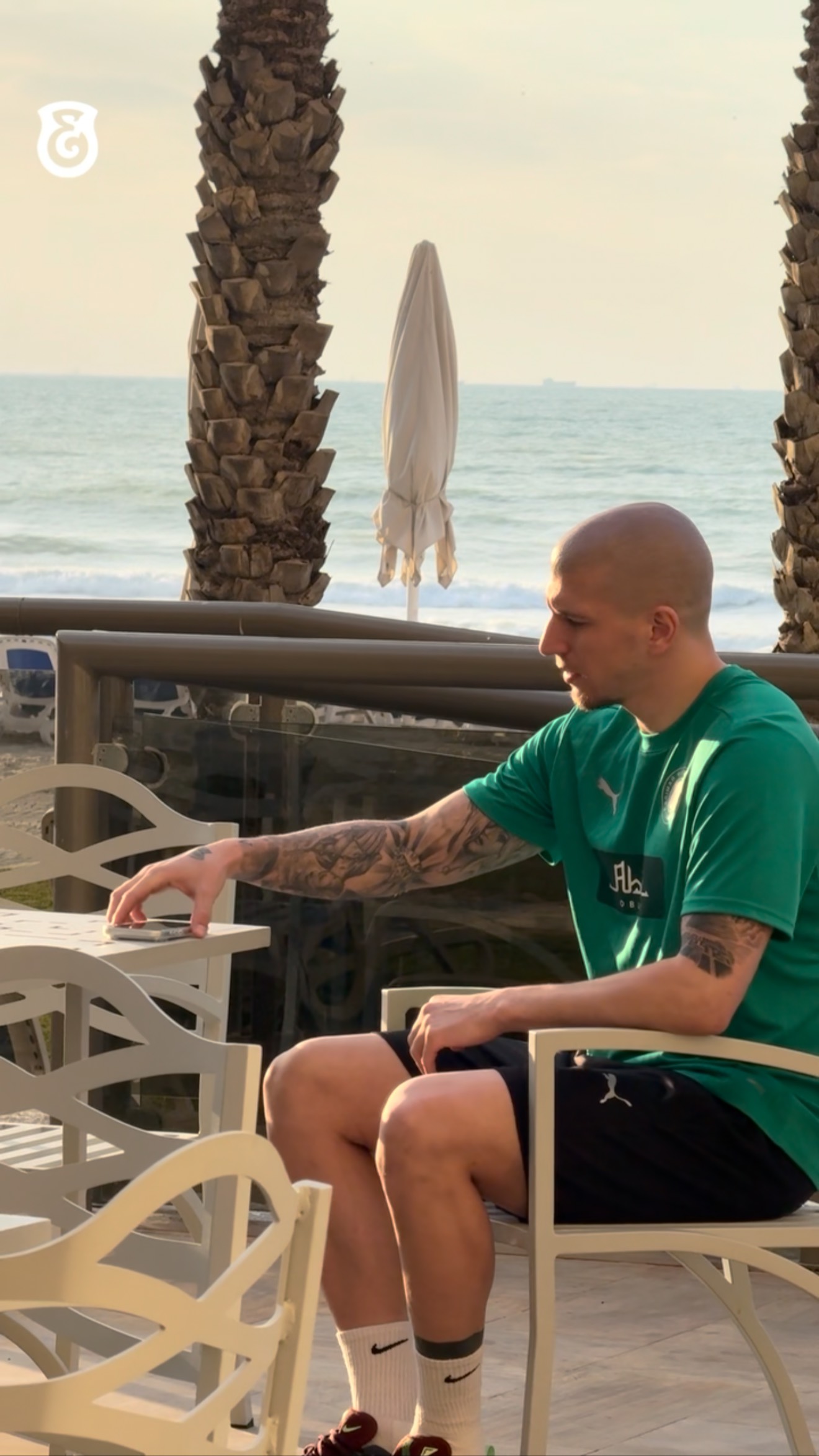 🤝Қош келдің Миладинович!

🇷🇸«Елімай» футбол клубы Сербиялық орталық қорғаушы Иван Миладиновичпен келісімшартқа отырды. Бойы 189 см құрайтын бойшаң ойыншы, кәсіби футболдағы мансабын 2013 жылы «Ягодина» ұжымында бастады. «Пари НН» және «Сочи» сынды ұжымдармен Ресей жоғары лигасында 120-ға жуық матч өткізген. Қазақстан премьер лигасымен жақсы Иван Тобыл сапында 2024-2025 жылғы маусымда ойнады. Елімай қорғанысын одан әрі нығайта түсетініңе сенеміз. Семей қаласына қош келдің!

@fc_elimai