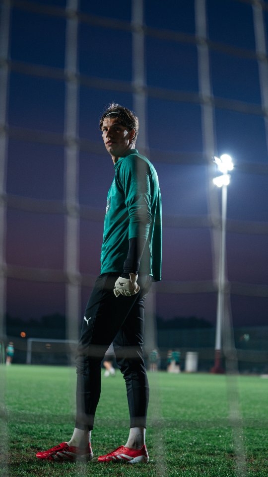 Pivkin Nikita is back in action🔒🧤