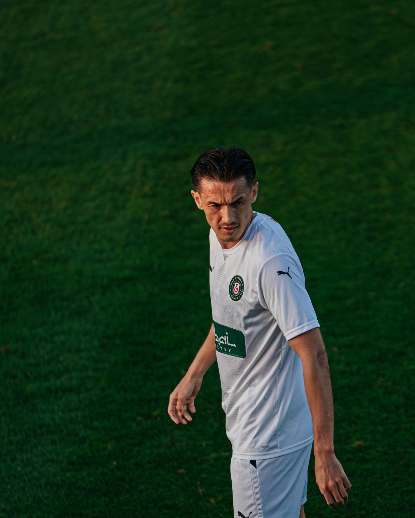 Айбар Жақсылықовты сәбилі болуымен шын жүректен құттықтаймыз!
Ат ұстар ұрпағыңның бауы берік болсын, отбасыңызға тек береке тілейміз!
@fc_elimai