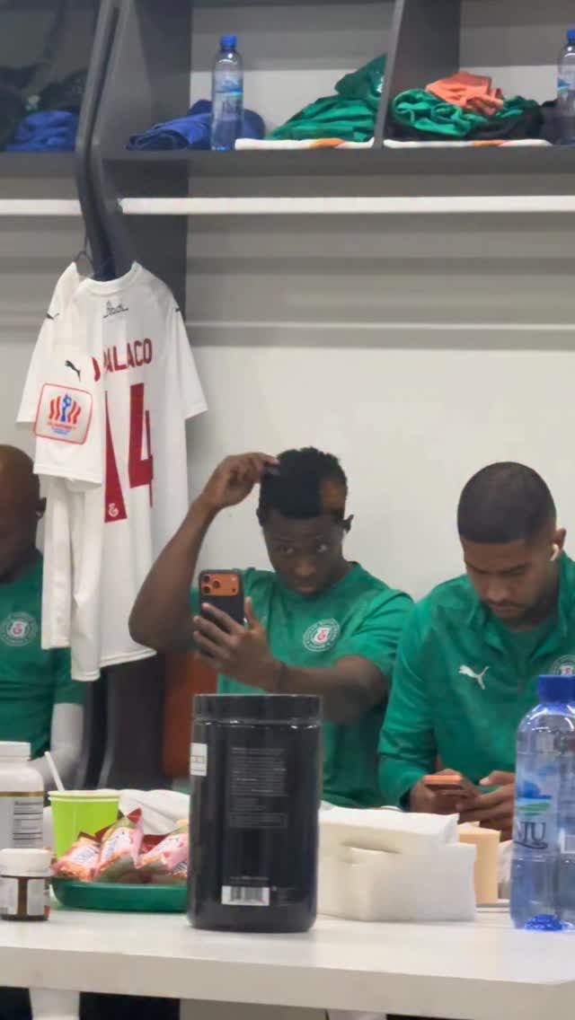 Паласионың өмірге деген махаббаты бөлек қой!

@fc_elimai